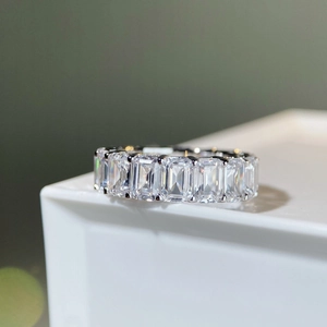 Eternity band with emerald cut cubic zirconia in polished S925 sterling silver