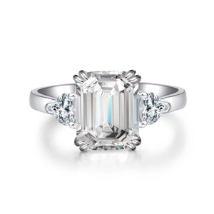 Bague classique en argent S925 taille émeraude avec pierres latérales en forme de cœur
