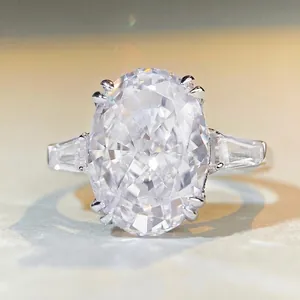 Luxurious 925 Sterling Silver Oval Cut Zirconia Ring Elegant Three-Stone Design Jewelry Wedding Banquet Band For Women