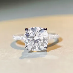 Luxury 925 Sterling Silver Moissanite Engagement Ring Square Cushion Cut D Color Rhinestone Wedding Ring For Women Fashion Jewelry