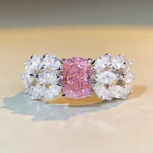 Luxury 925 Sterling Silver Radiant Cut Rhinestone Ring For Women Elegant Flower Cluster Wedding Engagement Sparkly Jewelry Finger Ring Gift