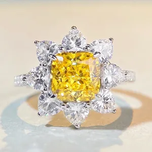Anello Girasole in Argento Sterling S925 per Donna Lussuoso Anello con Fiore Intarsiato in Zirconia Gioielli per Fidanzamento