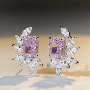 Eleganti orecchini in argento S925 con pietra rosa taglio radiant e zirconi marquise