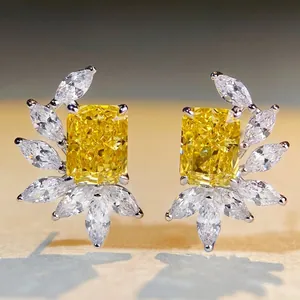 Boucles d'Oreilles Clous Ailes en Argent Sterling 925 avec Zirconia Taille Radiant Bijoux de Luxe pour Mariage Femme