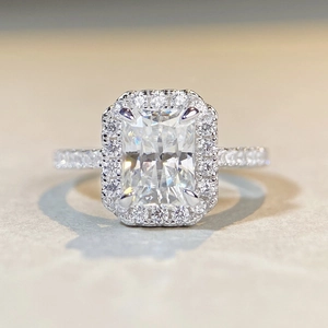 Radiant cut 2 carat moissanite halo ring in S925 sterling silver with pavé band