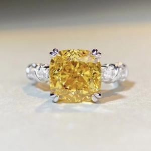 Luxury S925 sterling silver cushion cut yellow zircon ring with side micro-pave crystals