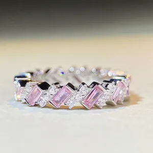 Bague en Argent Sterling 925 avec Strass Coupe Émeraude pour Femmes Alliance Éternité Coupe Baguette Arcobaleno Bijoux de Mode