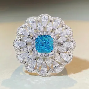Luxury 925 Sterling Silver Flower Ring For Women Radiant Cut Zirconia Cluster Engagement Ring Fashion Jewelry Gift