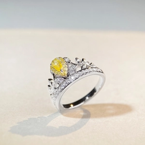 Bague couronne élégante en argent S925 avec une grande pierre jaune en forme de poire