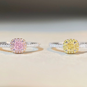 Anello di lusso in argento S925 con zirconi gialli e rosa dal taglio cushion