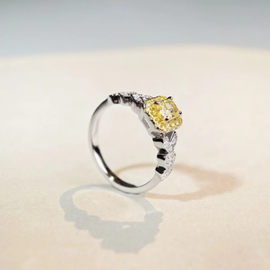 S925 sterling silver ring with square yellow diamond and heart side filigree