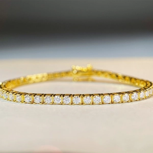 Elegante bracciale tennis in moissanite da 2,5mm in argento S925 placcato oro per uomo e donna