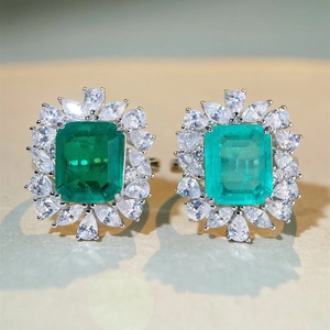 S925 sterling silver emerald cut green gemstone ring with pear shape halo cluster