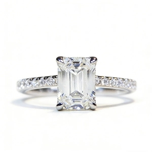 Classic 1 carat emerald cut moissanite ring in S925 sterling silver with side stones