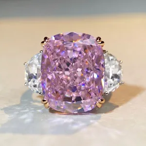 Lussuoso Anello in Argento Sterling 925 con Strass Rosa Taglio Cushion per Donna Elegante Gioiello a Tre Pietre per Matrimonio