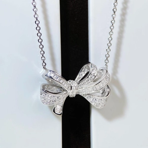 Collier nœud papillon en argent S925 étincelant avec cristaux pavés sur chaîne élégante