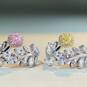 Adjustable 925 silver ring featuring pink cushion-cut stone and sparkling leaf vine design
