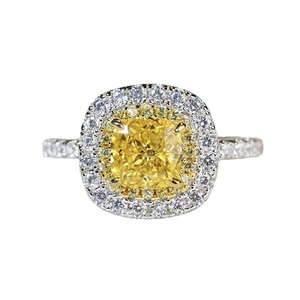 Bague en argent S925 avec diamant jaune taille coussin et double halo de zircons pavés