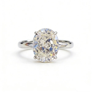Bague classique en argent sterling S925 avec diamant carbone ovale à quatre griffes
