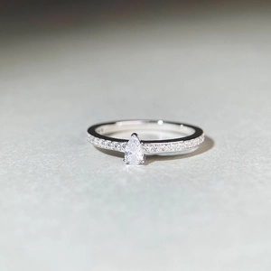 Elegant S925 sterling silver ring with water drop pear-cut stone and pavé setting