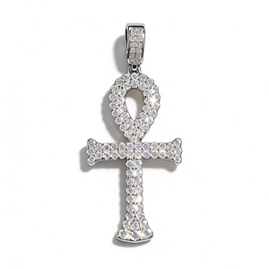 Pendentif croix Ankh en argent sterling 925 orné de pierres Moissanite couleur D