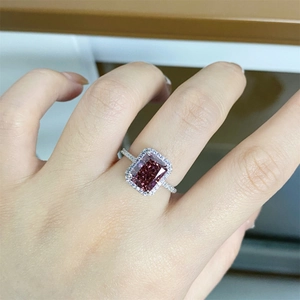 Bague luxe en argent S925 avec pierre rose 3ct taille radiant et pavé de diamants fins