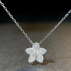 S925 Sterling Silver Flower Pendant Necklace For Women Simple Daisy Floral Rhinestone Inlaid Commuting Fashion Neck Jewelry