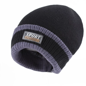 Bonnet d'hiver pour hommes en maille avec doublure polaire et écusson sport fashion
