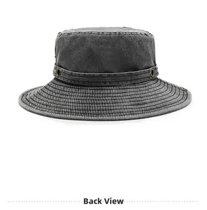 Vista posteriore del cappello da sole grigio con occhielli e tesa cucita