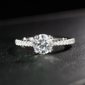 Elegant 925 Sterling Silver Moissanite Rhinestone Ring Women Round Cut Four Prong Pave Band Wedding Engagement Ring Jewelry