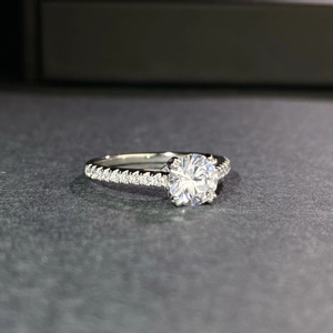 S925 sterling silver solitaire ring with round brilliant moissanite and pave setting