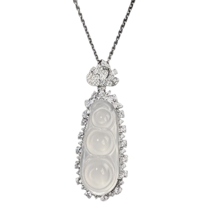 Collier en argent S925 avec pendentif en calcédoine translucide et contour serti de cristaux
