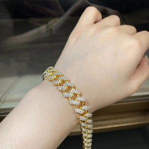 925 Silber 12mm Cuban Link Armband für Damen und Herren mit Pavee-D-Farbe-Moissanit