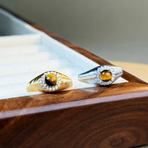 Bague en Argent Sterling 925 Brossé à la Main pour Femme Pierre Centrale Ronde en Oeil de Tigre Naturel Strass Halo Bijoux Géométriques