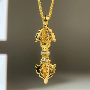 Gold Plated Copper Vajra Pendant Necklace With Rhinestone Minimalist Buddhist Religious Style Jewelry For Men Women