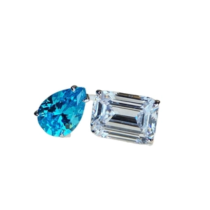 Anillo ajustable de plata 925 con gema azul de pera y circonita blanca esmeralda