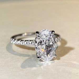 Sparkling S925 sterling silver ring featuring a large oval ice-cut cubic zirconia stone