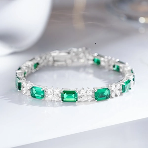Bracelet Tennis en Argent Sterling 925 Taille Émeraude Zirconia pour Femme Élégant Corindon Rouge Géométrique Bijoux Cadeau
