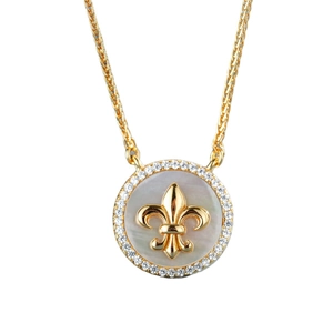 Collana in argento S925 con ciondolo a bussola in madreperla e giglio dorato