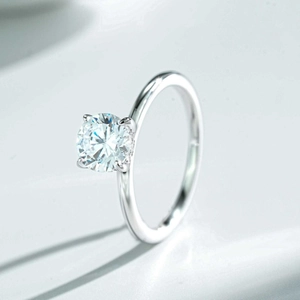 Classic S925 sterling silver ring with 1 carat round moissanite in a four-prong setting