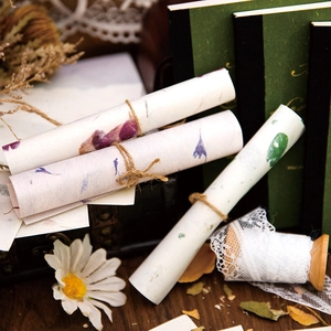 Vintage handgeschöpftes Blumenpapier mit echten Blütenblättern für Scrapbooking DIY