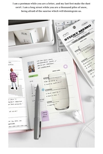 Draufsicht auf halbtransparente Haftnotizen mit rosa Notizbuch und passendem Stift