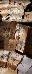 Detailopname van vintage bruin scrapbookingpapier met botanische plantenpatronen