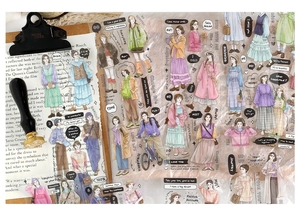Vue détaillée de stickers de personnages et rubans washi pour scrapbooking créatif