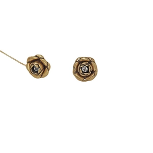 Vintage gold brass rose stud earrings with 3D petals and center diamond accents