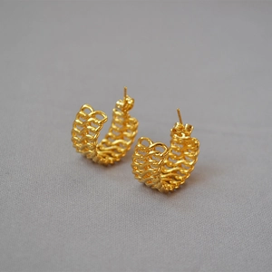 Vintage French Style Gold Plated Brass Braided Hoop Earrings Minimalist Hollow Mesh C-Shaped Stud Earrings With 925 Silver Post