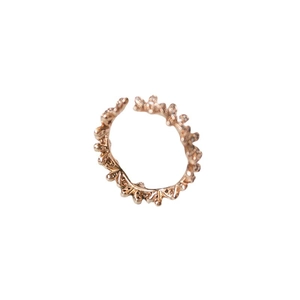 Bague réglable en or rose avec motif de marguerite et pavé de zircons étincelants