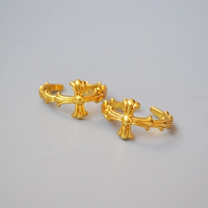 Vintage Copper Gothic Floral Cross Open Ring For Women Adjustable Gold Plated Retro Religious Style Engraved Finger Jewelry