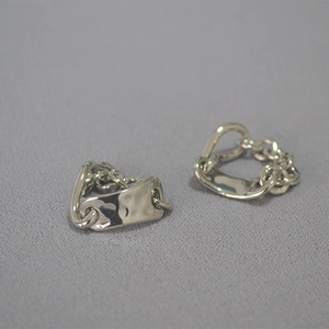 Original Niche Irregular Copper Chain Ring For Women Hammered Texture Industrial Minimalist Fashion Jewelry Index Finger Ring