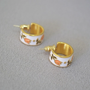 Vintage brass gold tulip enamel hoop earrings with white finish and floral patterns